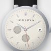 Montre chronographe homme Médina Horlova – gros plan sur le cadran, cadran crème à compteurs, bracelet cuir noir