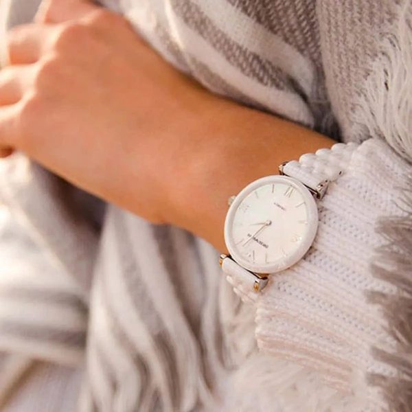 Montre femme Emporio Armani Giannti Bar réf. AR1485, mouvement quartz, boîtier 30 mm, céramique – quatrième vue