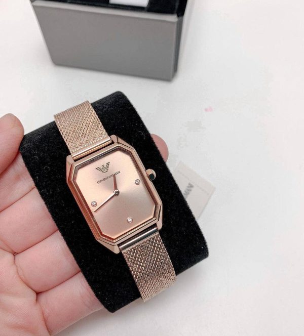 Montre femme Emporio Armani Gioia réf. AR11347, mouvement quartz, boîtier 24 mm, acier inoxydable, verre minéral – troisième vue