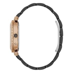 Montre femme Gc 36 mm réf. Y71007L2MF, cadran noir, bracelet céramique – vue de trois-quarts