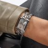 Montre femme Guess réf. GW0668L1, mouvement quartz, boîtier 24 mm, acier inoxydable – troisième vue