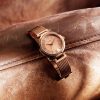 Montre femme Guess réf. W0638L4, mouvement quartz, boîtier 37 mm, acier inoxydable – troisième vue