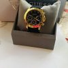 Montre femme Guess réf. GW0315L1, mouvement quartz, boîtier 38 mm, silicone, verre minéral, étanche 50 m – troisième vue
