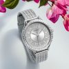 Montre femme Guess réf. GW0402L1, boîtier 38 mm, acier inoxydable, verre minéral, étanche 30 m – quatrième vue