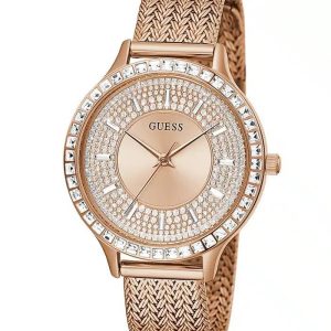 Montre femme Guess 38 mm réf. GW0402L3, bracelet acier, mouvement quartz – vue de trois-quarts