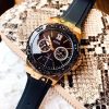 Montre femme Guess réf. W1053L7, mouvement quartz, boîtier 41 mm, silicone, verre minéral, étanche 50 m – quatrième vue