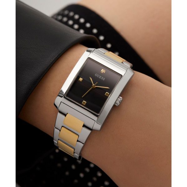 Montre femme Guess Bonnie réf. GW0876L3, mouvement quartz, boîtier 27 mm, acier inoxydable, verre minéral, étanche 30 m – quatrième vue
