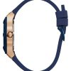 Montre femme Guess Contemporain réf. U0571L1, mouvement quartz, boîtier 39 mm, silicone – quatrième vue