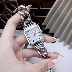 Montre femme Guess Féminité réf. W1029L1, mouvement quartz, boîtier 28 mm, acier inoxydable, verre minéral – vue principale, Horlova Maroc