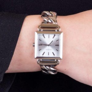 Montre femme Guess Féminité réf. W1029L1, mouvement quartz, boîtier 28 mm, acier inoxydable, verre minéral – deuxième vue