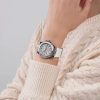 Montre femme Guess réf. GW0118L3, mouvement quartz, acier inoxydable, silicone – deuxième vue