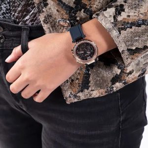 Montre femme Guess Solstice réf. GW0484L2, mouvement quartz, boîtier 36 mm, silicone – vue principale, Horlova Maroc