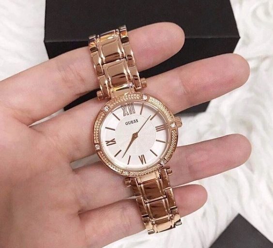 Montre femme Guess réf. W0767L3, mouvement quartz, acier inoxydable – deuxième vue – Horlova Maroc