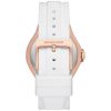 Montre femme Michael Kors Camille 43 mm réf. MK7248, cadran blanc, bracelet silicone – vue de trois-quarts