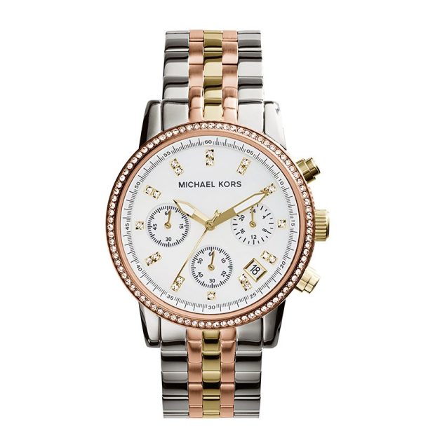 Montre femme Michael Kors Chronographe Argentée 36 mm réf. MK5650, bracelet acier – vue de trois-quarts