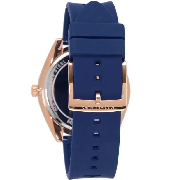 Montre femme Michael Kors Janelle 42 mm réf. MK7140, cadran bleu, bracelet silicone – vue de trois-quarts