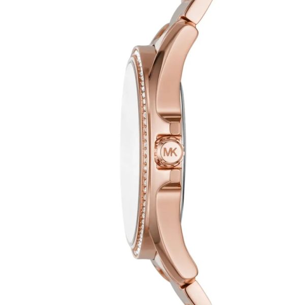 Montre femme Michael Kors Kacie 39 mm réf. MK6930, cadran bleu, bracelet acier – vue rapprochée