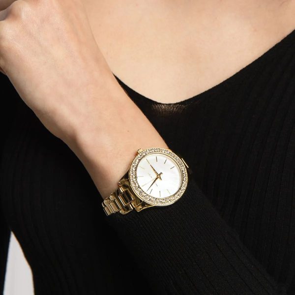 Montre femme Michael Kors Liliane Pavé réf. MK4555, mouvement quartz, boîtier 36 mm, acier inoxydable – quatrième vue