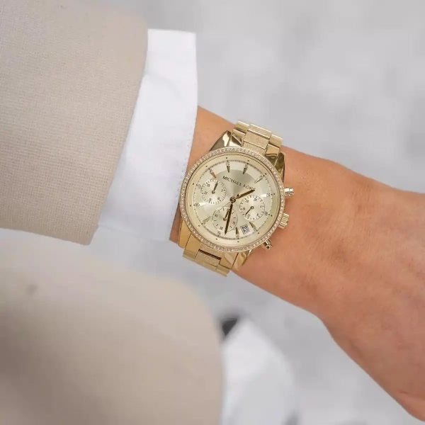 Montre femme Michael Kors Ritz réf. MK6597, mouvement quartz, boîtier 37 mm, acier inoxydable – quatrième vue