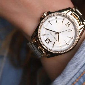 Montre femme Michael Kors Whitney réf. MK6693, mouvement quartz, boîtier 38 mm, acier inoxydable – vue principale, Horlova Maroc