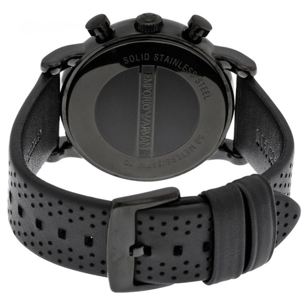 Montre homme Emporio Armani 41 mm réf. AR1737, cadran noir, bracelet cuir – vue de trois-quarts