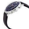 Montre homme Emporio Armani 43 mm réf. AR11105, bracelet cuir, mouvement quartz chronographe – vue de trois-quarts