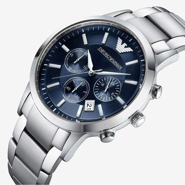 Montre homme Emporio Armani Classic 43 mm réf. AR2448, bracelet acier – vue de trois-quarts