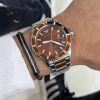 Montre homme Emporio Armani Diver réf. AR11340, mouvement quartz, boîtier 42 mm, acier inoxydable – troisième vue