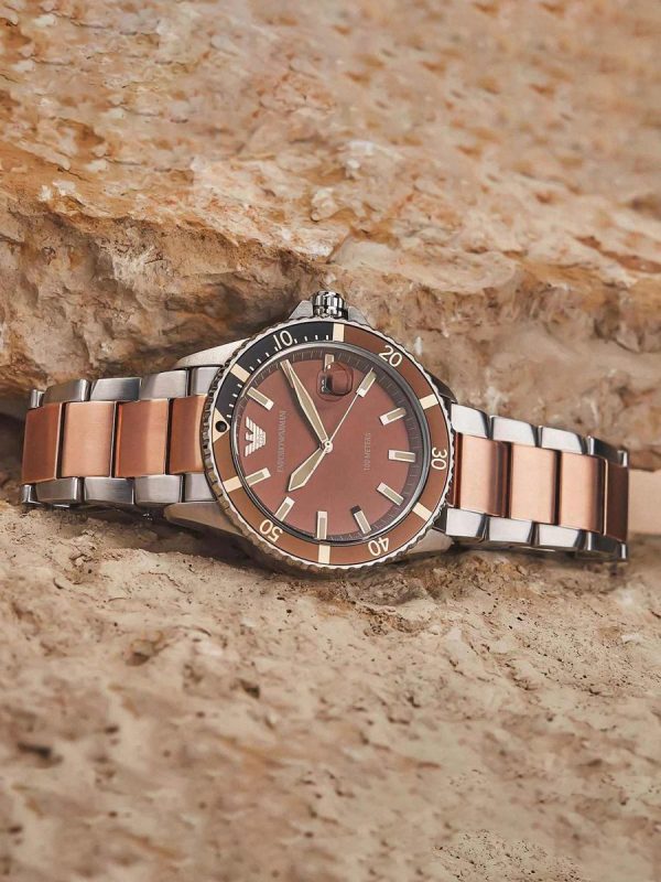 Montre homme Emporio Armani Diver réf. AR11340, mouvement quartz, boîtier 42 mm, acier inoxydable – quatrième vue