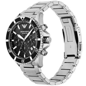 Montre homme Emporio Armani Diver 43 mm réf. AR11360, cadran noir, bracelet acier – vue de trois-quarts
