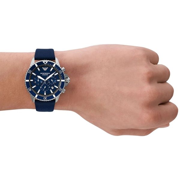 Montre homme Emporio Armani Diver Sport réf. AR11588, chronographe quartz, boîtier 44 mm, nylon, étanche 100 m – deuxième vue