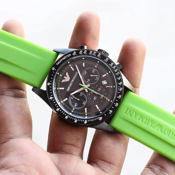 Montre homme Emporio Armani Tazio Grand réf. AR6115, chronographe quartz, boîtier 43 mm, silicone – deuxième vue