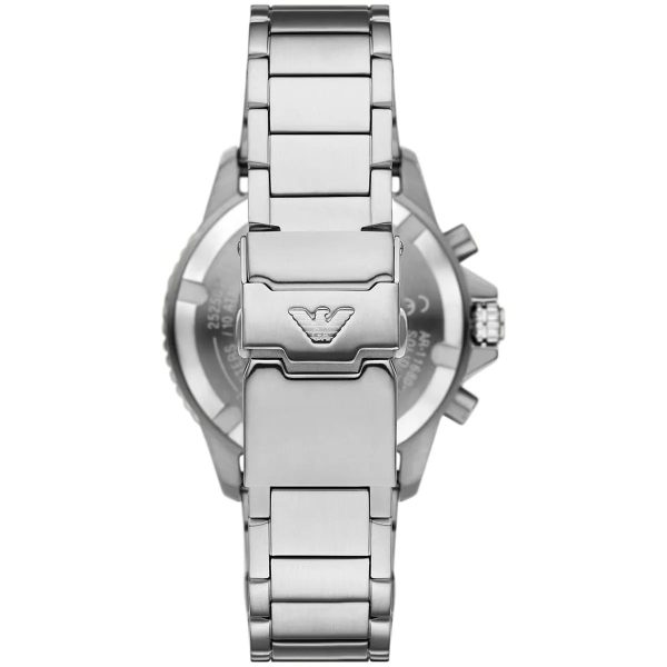 Montre homme Emporio Armani World Explorer Solar 43.5 mm réf. AR11681, bracelet acier – vue de trois-quarts