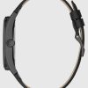 Montre homme Guess 42 mm réf. GW0389G4, cadran noir, bracelet cuir, mouvement quartz – vue de trois-quarts