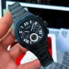 Montre homme Guess réf. GW0572G3, mouvement quartz, boîtier 42 mm, acier inoxydable, étanche 50 m – quatrième vue