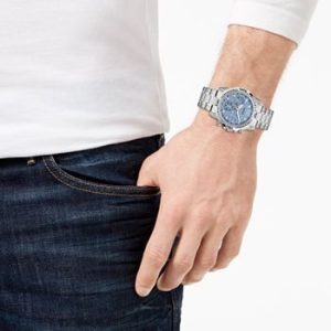 Montre homme Guess réf. GW0056G2, boîtier 43 mm, acier inoxydable, verre minéral – vue principale, Horlova Maroc