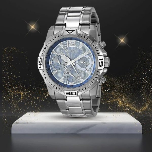 Montre homme Guess réf. GW0056G2, boîtier 43 mm, acier inoxydable, verre minéral – deuxième vue