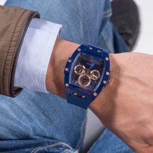 Montre homme Guess réf. GW0203G7, mouvement quartz, boîtier 43 mm, silicone – vue principale, Horlova Maroc