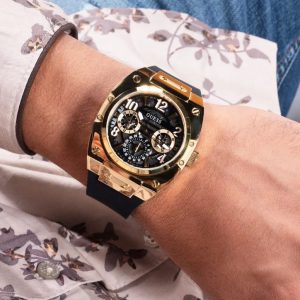 Montre homme Guess réf. GW0569G2, mouvement quartz, boîtier 43 mm, silicone – deuxième vue