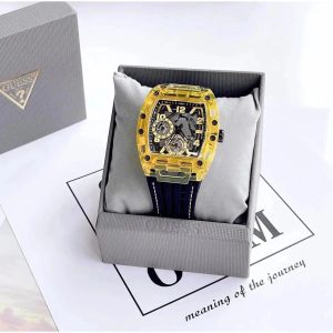 Montre homme Guess Phoenix Unisexe réf. GW0499G2, mouvement quartz, boîtier 44 mm, silicone, étanche 30 m – deuxième vue