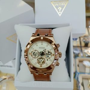 Montre homme Guess Sport réf. GW0262G3, chronographe quartz, boîtier 44 mm, cuir – deuxième vue