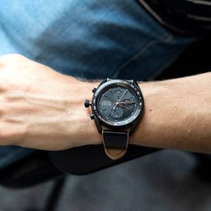 Montre homme Hugo Boss réf. 1514022, boîtier 44 mm, silicone – deuxième vue – Horlova Maroc