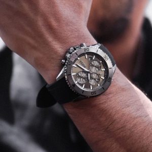 Montre homme Hugo Boss Admiral réf. 1513967, chronographe quartz, boîtier 46 mm, acier inoxydable, silicone – vue principale, Horlova Maroc