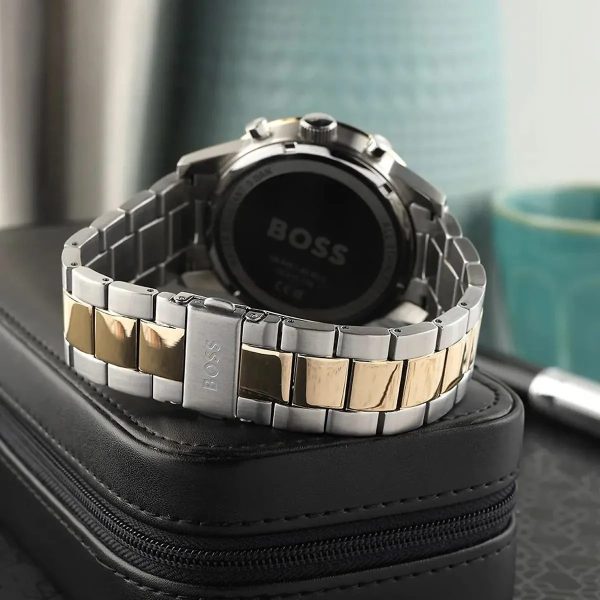 Montre homme Hugo Boss Allure réf. 1514163, mouvement quartz, boîtier 44 mm, acier inoxydable – troisième vue