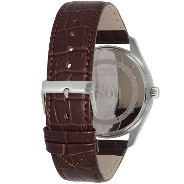 Montre homme Hugo Boss Ambassador 43 mm réf. 1513021, cadran blanc, bracelet cuir – vue de trois-quarts