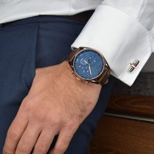 Montre homme Hugo Boss Champion réf. 1513817, mouvement quartz, boîtier 44 mm, cuir, étanche 100 m – vue principale, Horlova Maroc