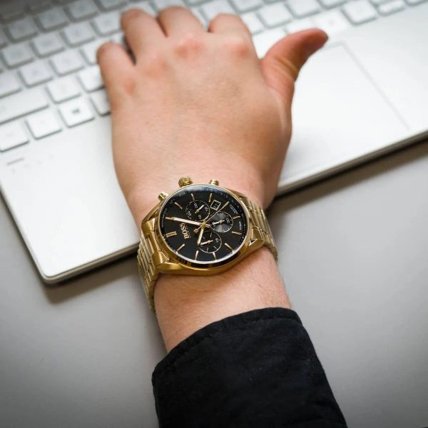 Montre homme Hugo Boss Champion réf. 1513848, chronographe quartz, boîtier 44 mm, acier inoxydable, étanche 100 m – quatrième vue