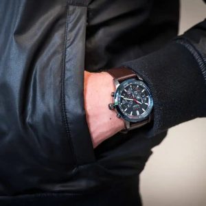 Montre homme Hugo Boss Classic réf. 1514030, mouvement solaire, boîtier 41 mm, acier inoxydable, cuir – vue principale, Horlova Maroc