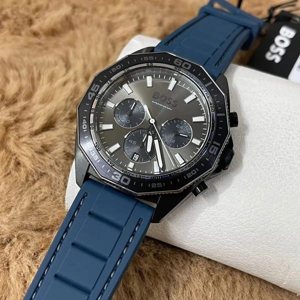 Montre homme Hugo Boss Classic réf. 1513972, chronographe quartz, boîtier 44 mm, acier inoxydable, silicone, verre minéral – deuxième vue