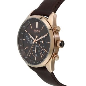 Montre homme Hugo Boss Grand Prix 44 mm réf. 1513605, cadran marron, mouvement quartz chronographe – vue de trois-quarts